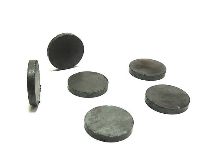 Magnet black 20 * 3 mm