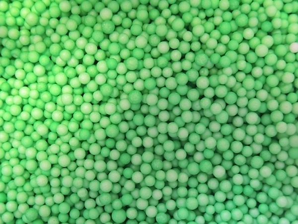 Виріб із пінопласту "Сніжок" зелений, 2-3 мм, 50 грам в пак