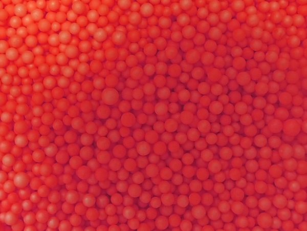 Виріб із пінопласту "Сніжок" червоний, 3-4 мм, 50 грам в пак