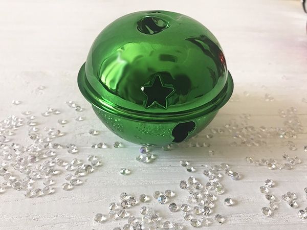 Bell green 8 cm