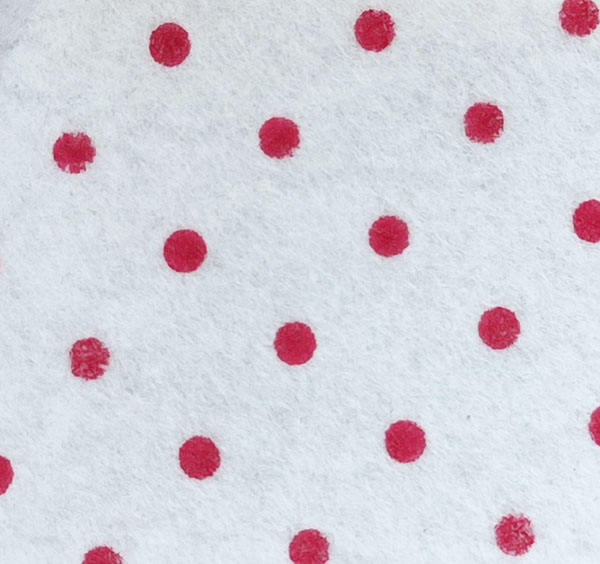 White felt with Red Peas print, 1 mm, w. 0.85 m (F31)