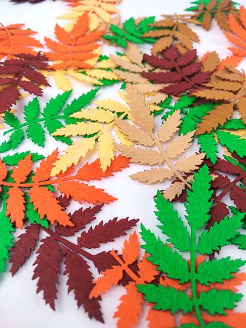 Rowan leaves of felt, 8 cm, 60 pcs.