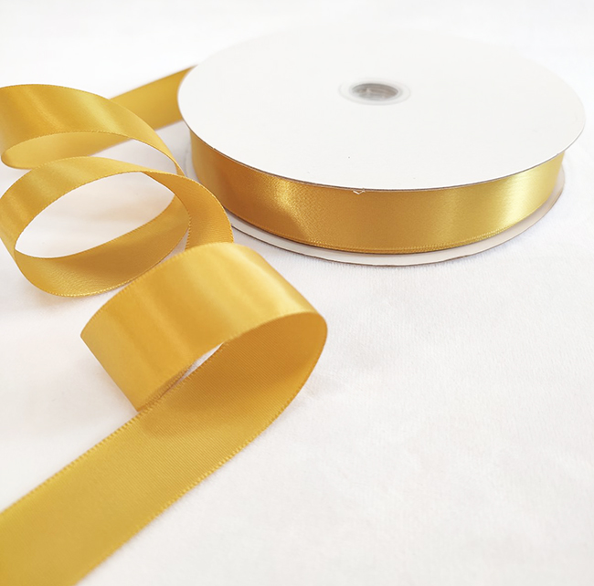 Polyester tape. А2-150; 2,5 cm; 91.44 m in steering wheel.