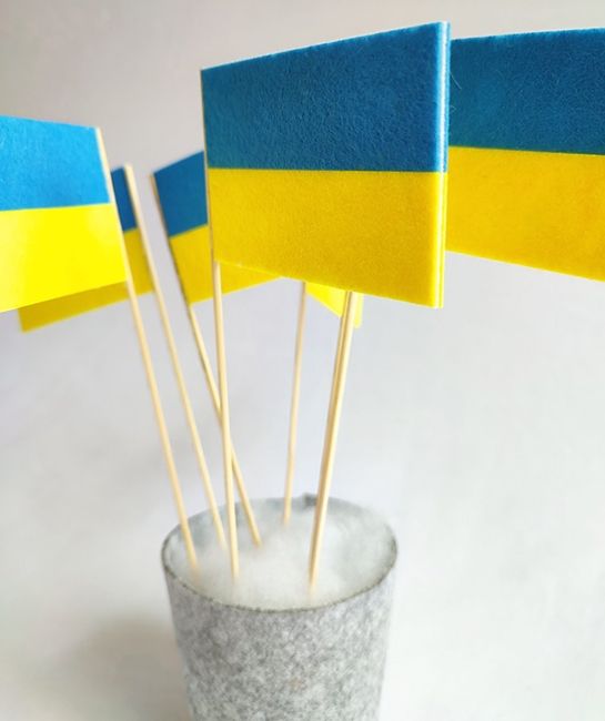 Decorative felt topper Flag of Ukraine
