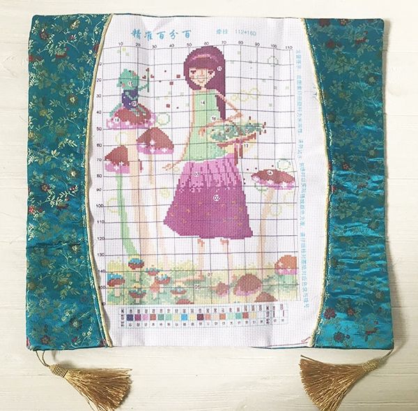 Set for embroidery 5D Pillow the Little bird of 50 * 50 cm