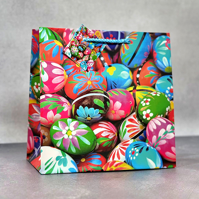 Package 19 * 19 * 10 Easter eggs 12 pieces / pack