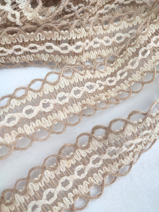 Jute ribbon 4 cm, openwork, 50 m per roll.