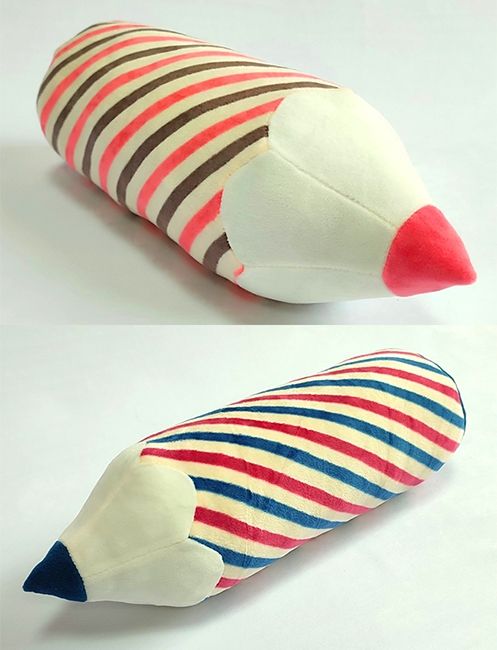 Textile souvenir Pencil, 40 cm diagonal