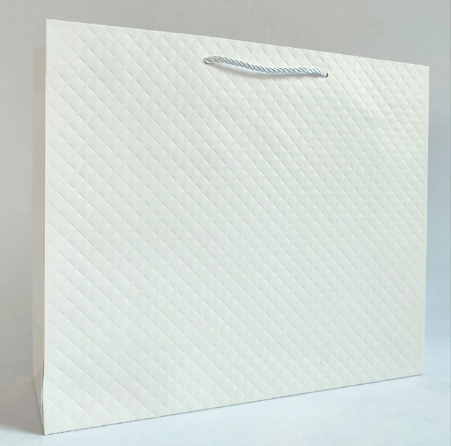 Package 38*32*12cm White with embossing, 12 pcs per pack