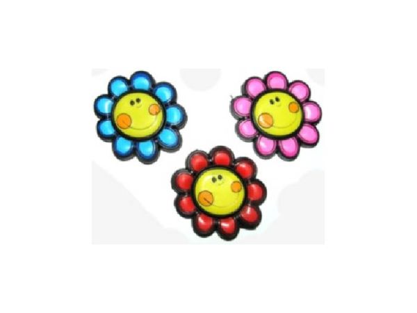 Magnet the Flower with a smile