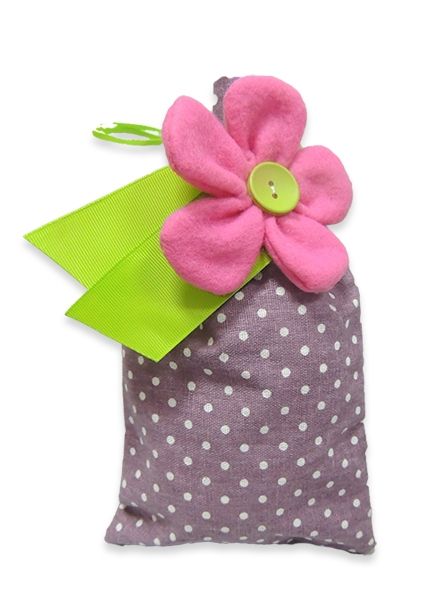 Pouch in peas with a flower