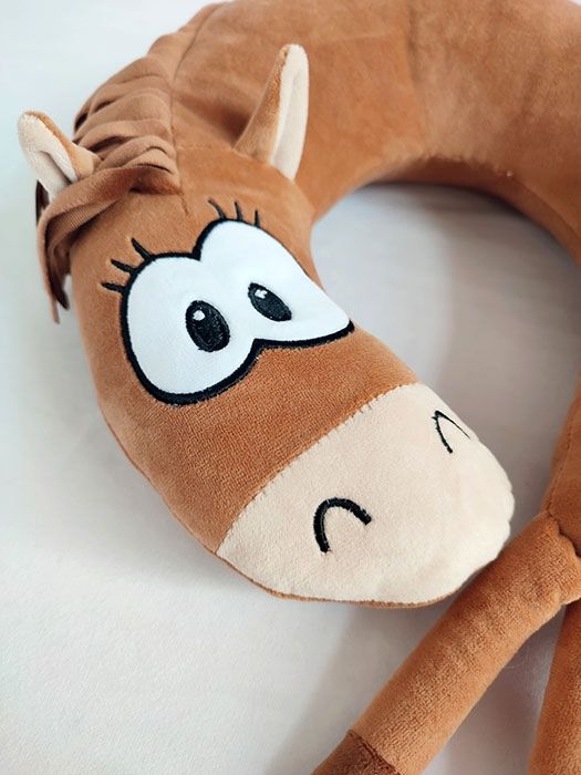 Horse travel pillow, 32 cm