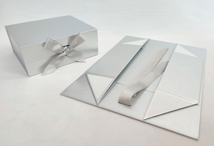 Gift box 28*20*9cm silver