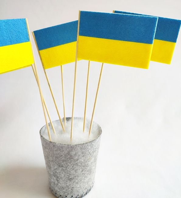 Decorative felt topper Flag of Ukraine