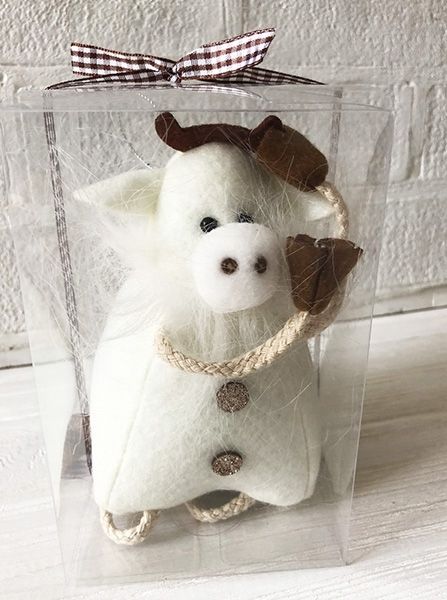 Textile souvenir Korovka Darinka