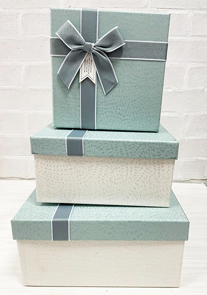 A set of gift boxes 3 pcs per pack.