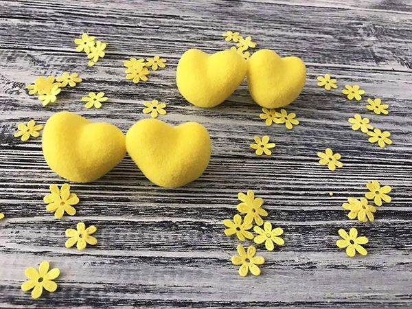 Polyfoam product Velvet chicken, 4.5 cm, yellow, 30 pcs / pack