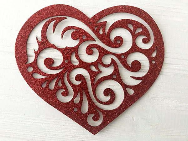Decorative product Red heart, 12 * 16 cm (sticker)