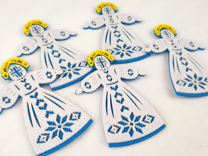 Decorative felt product Motanka, 10 cm