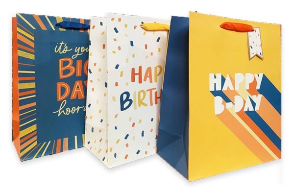 Пакет 27*32*13 см паперовий "Happy birthday, мікс" 12шт в пак