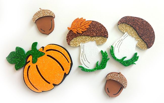 Decorative product Autumn, 5 pcs in a pack.